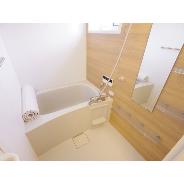 バス・シャワールーム　同タイプ部屋の画像です