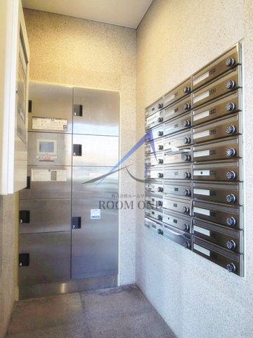 その他共有部分　宅配ボックスと集合ポストです。