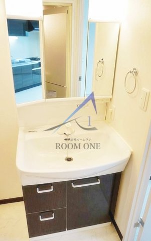 洗面設備　洗面台です。