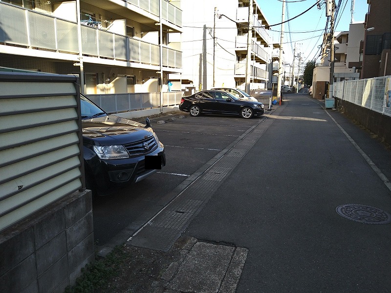 駐車場　７台管理