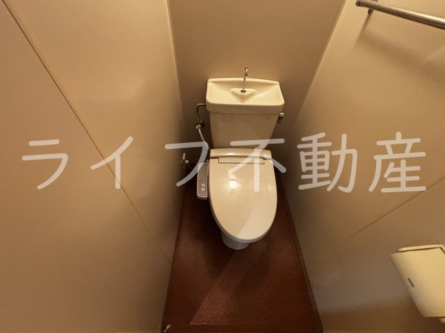 トイレ　コンパクトで使いやすいトイレです