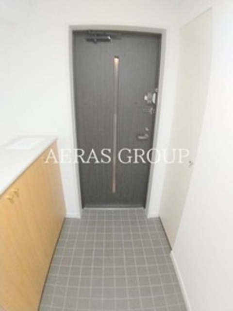 玄関　別部屋反転写真