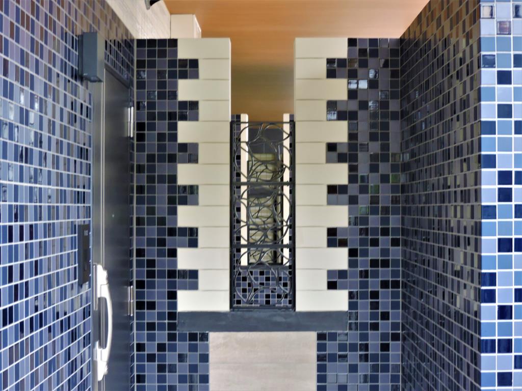 エントランス　カロスイデア大橋