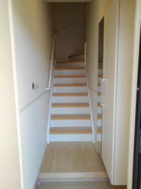 玄関　専用階段です。