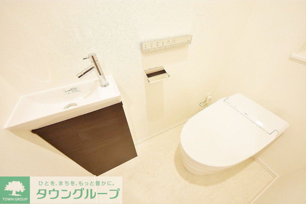 トイレ　お部屋探しは株式会社　タウンハウジング　までお気軽にお問合…