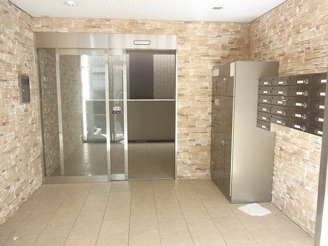 エントランス　★オートロック、宅配ＢＯＸ★