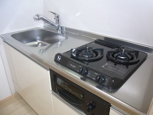 キッチン　★グリル付き２口ガスコンロのシステムキッチンで楽しくお料理★