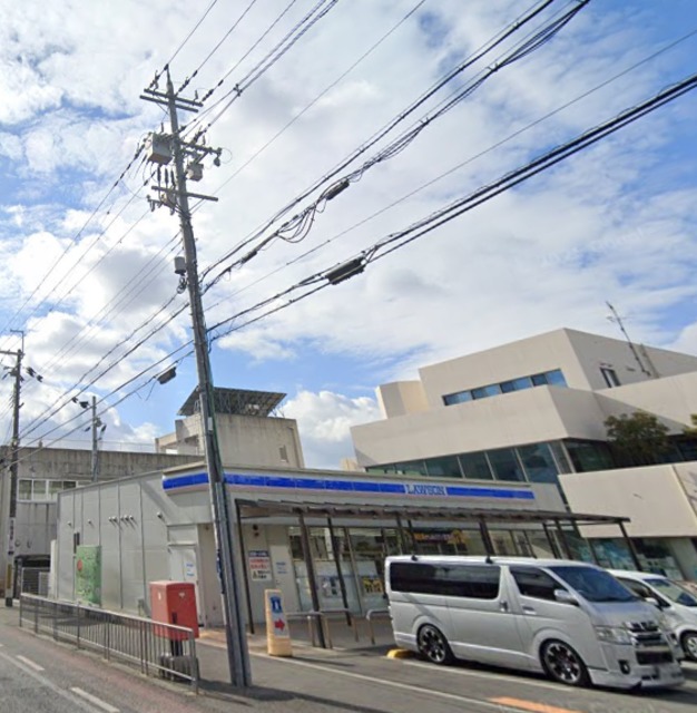 コンビニ　ローソン東大阪旭町店（コンビニ）まで582m