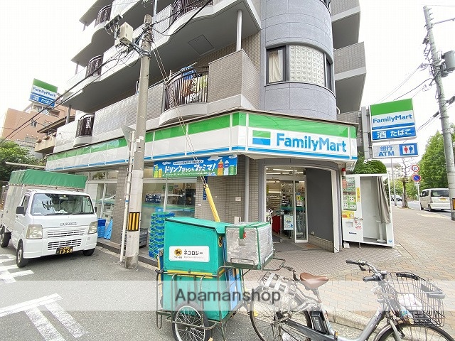 コンビニ　ファミリーマート上町一丁目店（コンビニ）まで386m