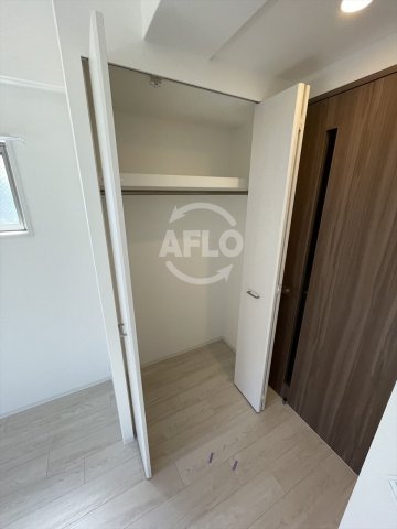 収納　クレストタップ京橋　クローゼット