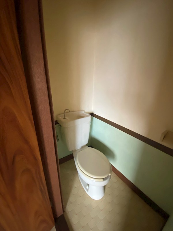 トイレ　現況優先