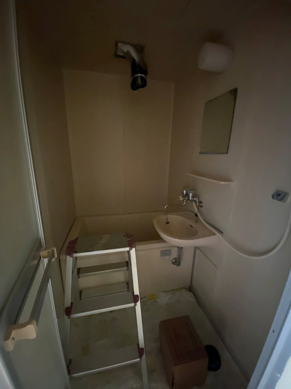 バス・シャワールーム　現況優先