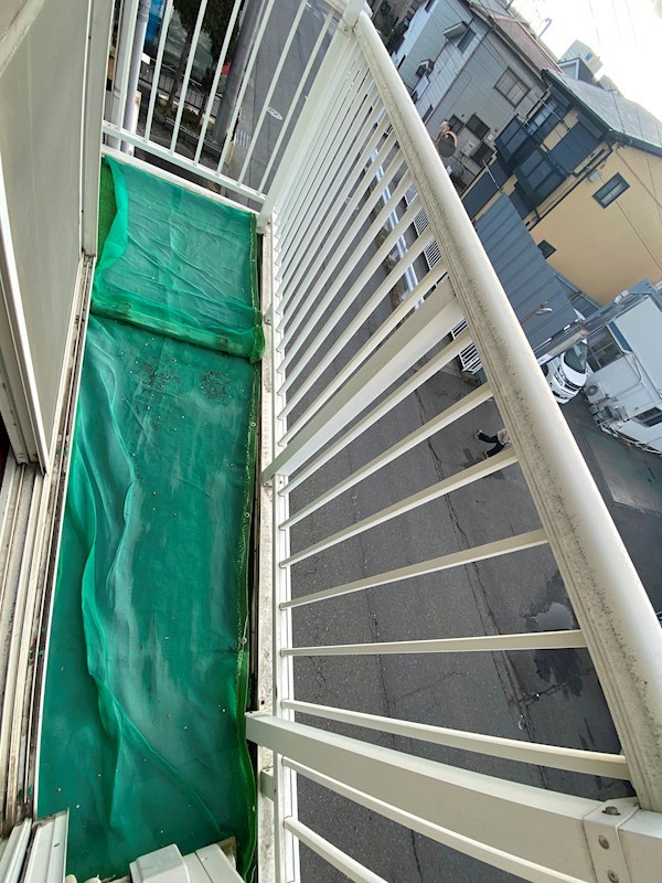 バルコニー　現況優先