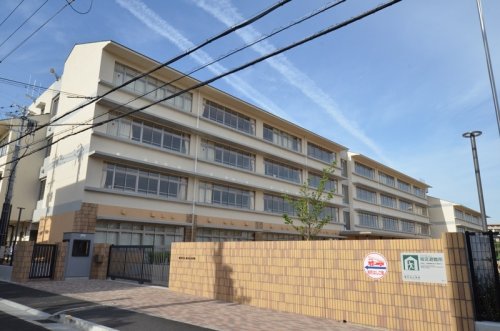 小学校　西宮市立　高木北小学校（小学校）まで613m