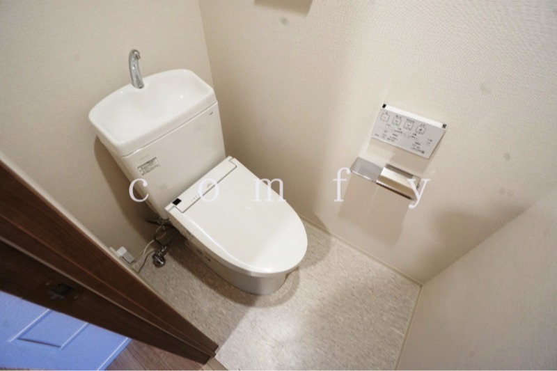 トイレ　ウォシュレット付きトイレ