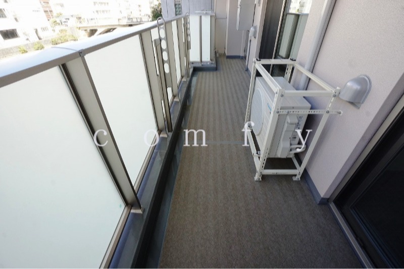 バルコニー　バルコニー