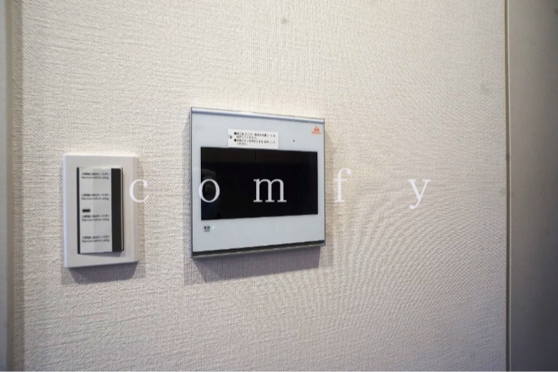 セキュリティ　モニター付きインターホン