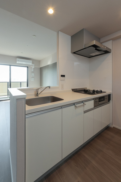 キッチン　※写真は同タイプ住戸です。
