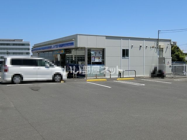 コンビニ　ローソン 日立高鈴町一丁目店（コンビニ）まで594m