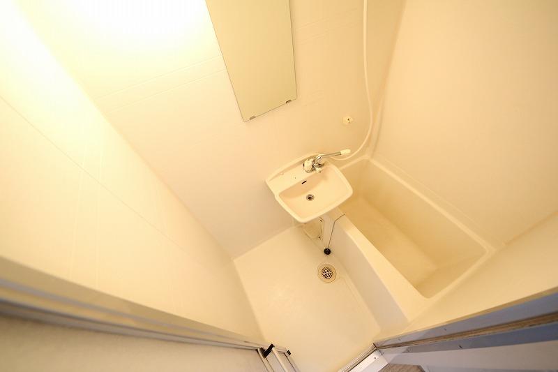 バス・シャワールーム　日々の暮らしに欠かせないお風呂です