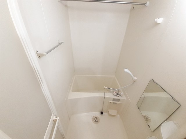 バス・シャワールーム　同物件別号室の写真です。