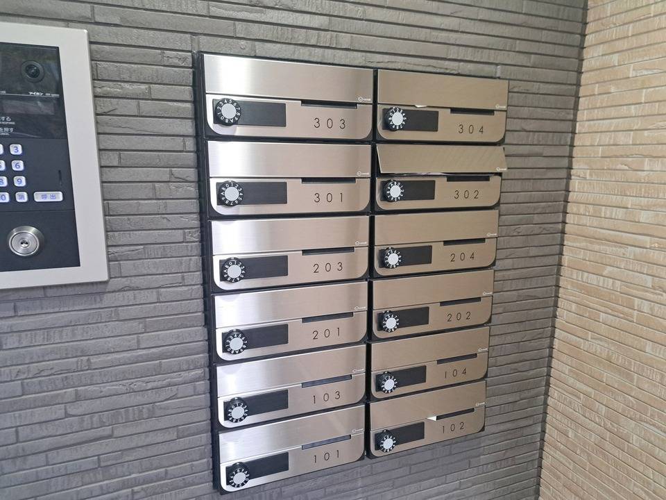 エントランス　メールBOX