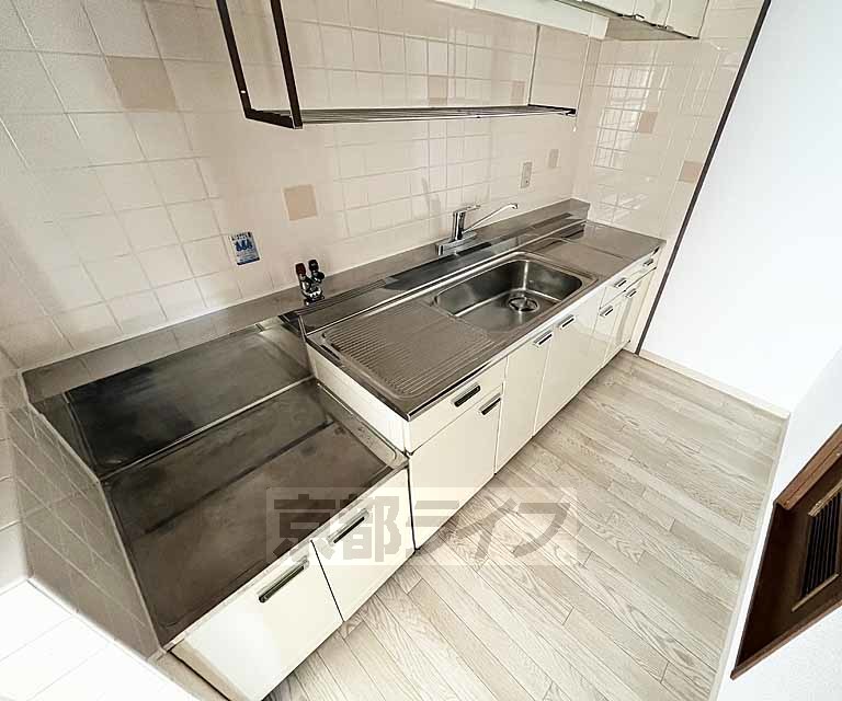 キッチン　スペースに余裕あり