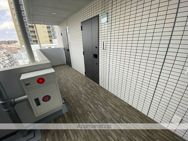 コンビニ　ファミリーマート亀有北口店（コンビニ）まで465m