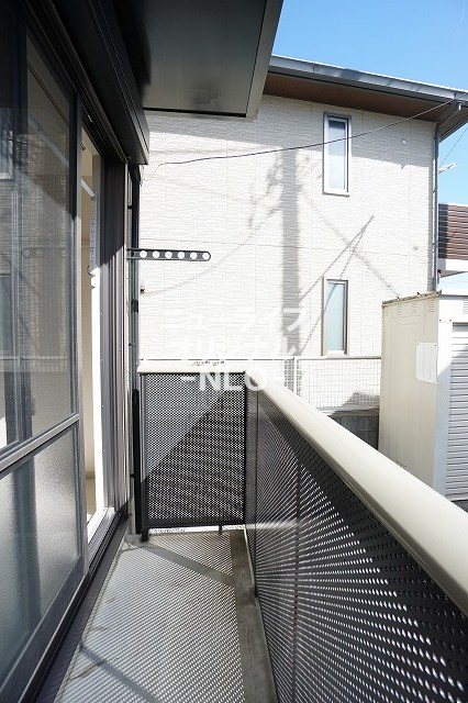 バルコニー　朝日が差し込む東向きのバルコニーです★