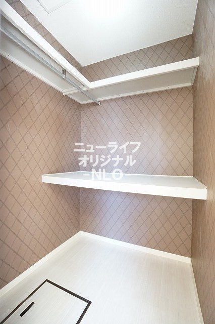 収納　お洋服から布団、季節物までたくさん収納可能なWIC★