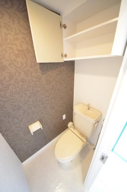 トイレ　♪ゆっくりとお考え事でも♪