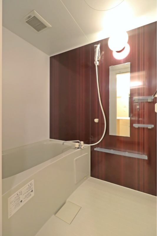 バス・シャワールーム　図面と現状に相違がある場合には現状を優先