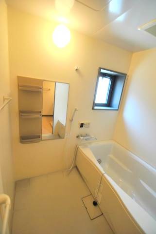 バス・シャワールーム　追焚機能付バス