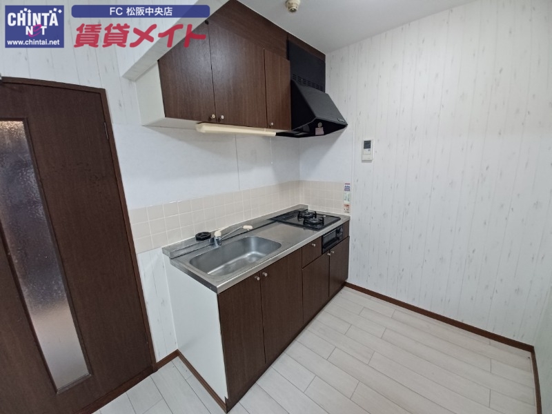 キッチン　同型参考写真