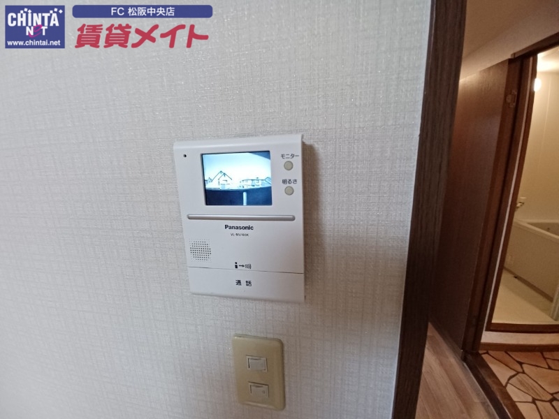 セキュリティ　同型参考写真