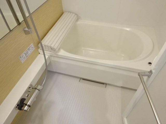 バス・シャワールーム　お問合せは048-776-5175　レーベンハウス上尾東店へ