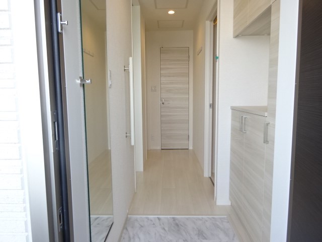 玄関　お問合せは048-776-5175　レーベンハウス上尾東店へ