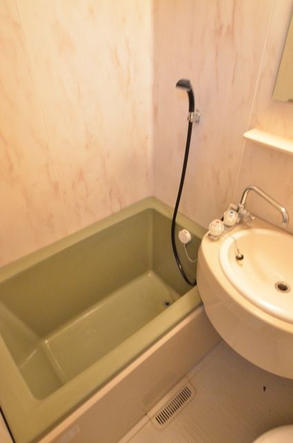 バス・シャワールーム　★お部屋探しは株式会社タウンハウジング東京まで★