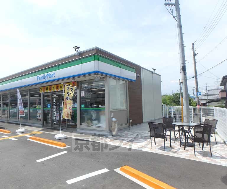コンビニ　ファミリーマート 枚方田口2丁目店（コンビニ）まで115m