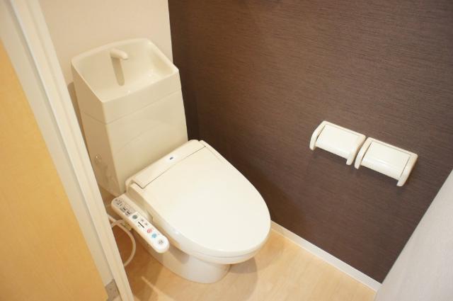 トイレ　トイレもきれいです