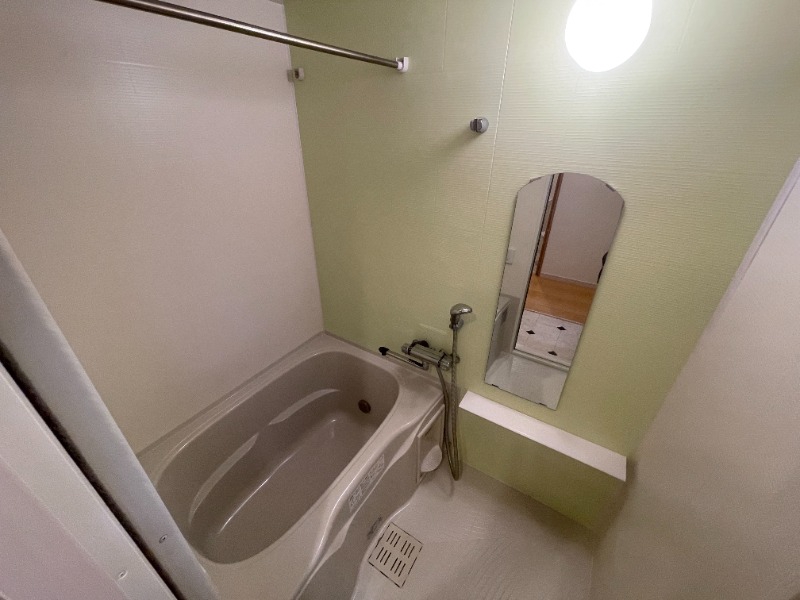 バス・シャワールーム　同物件別部屋イメージ