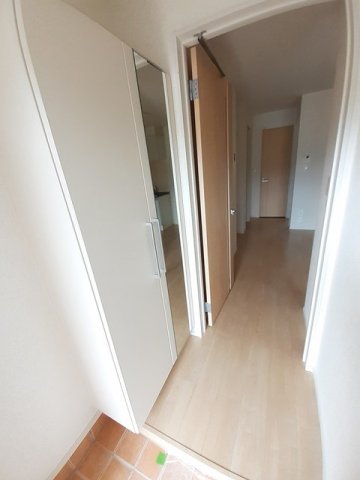 玄関　明るい玄関です