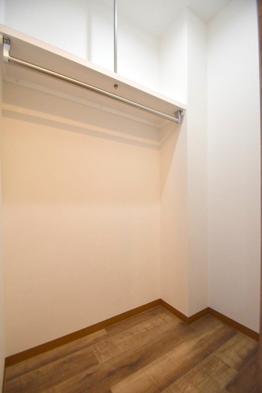 収納　Der Glanz.Y２【比治山】