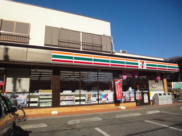 コンビニ　セブンイレブン（コンビニ）まで415m