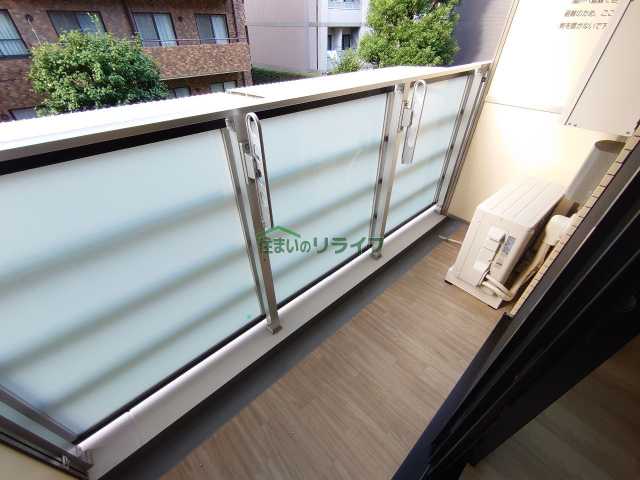 バルコニー　CLASSEUM飯田橋