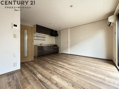 居室・リビング　専用庭付のリビングなのでファミリーさんに人気です！