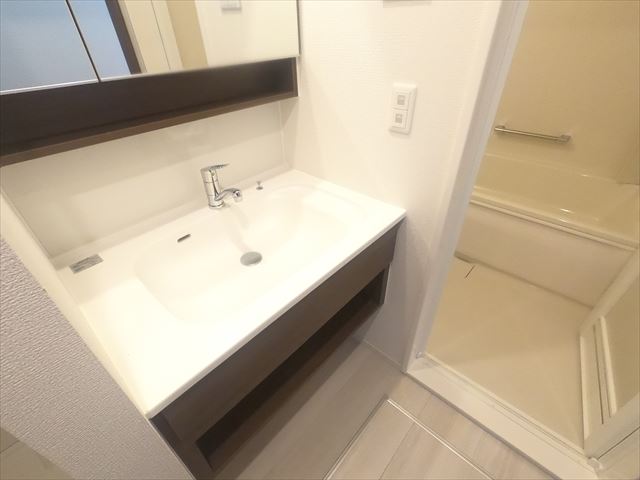 洗面設備　シャンプードレッサー