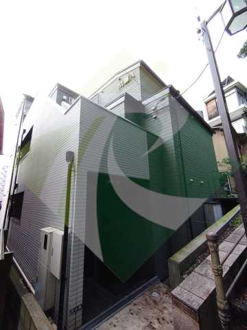 建物外観　モダンアパートメント高田馬場