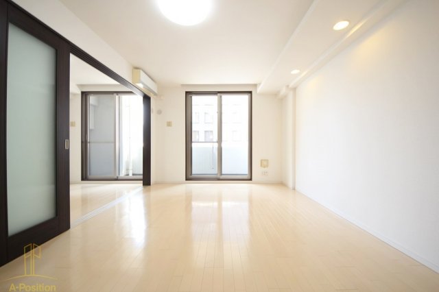 居室・リビング　プライムアーバン堺筋本町