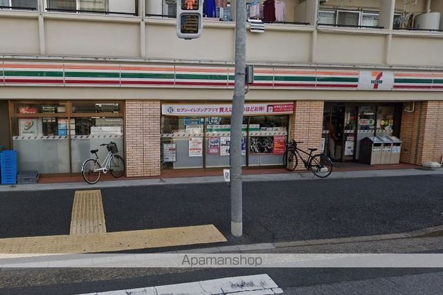 コンビニ　セブンイレブン（コンビニ）まで341m